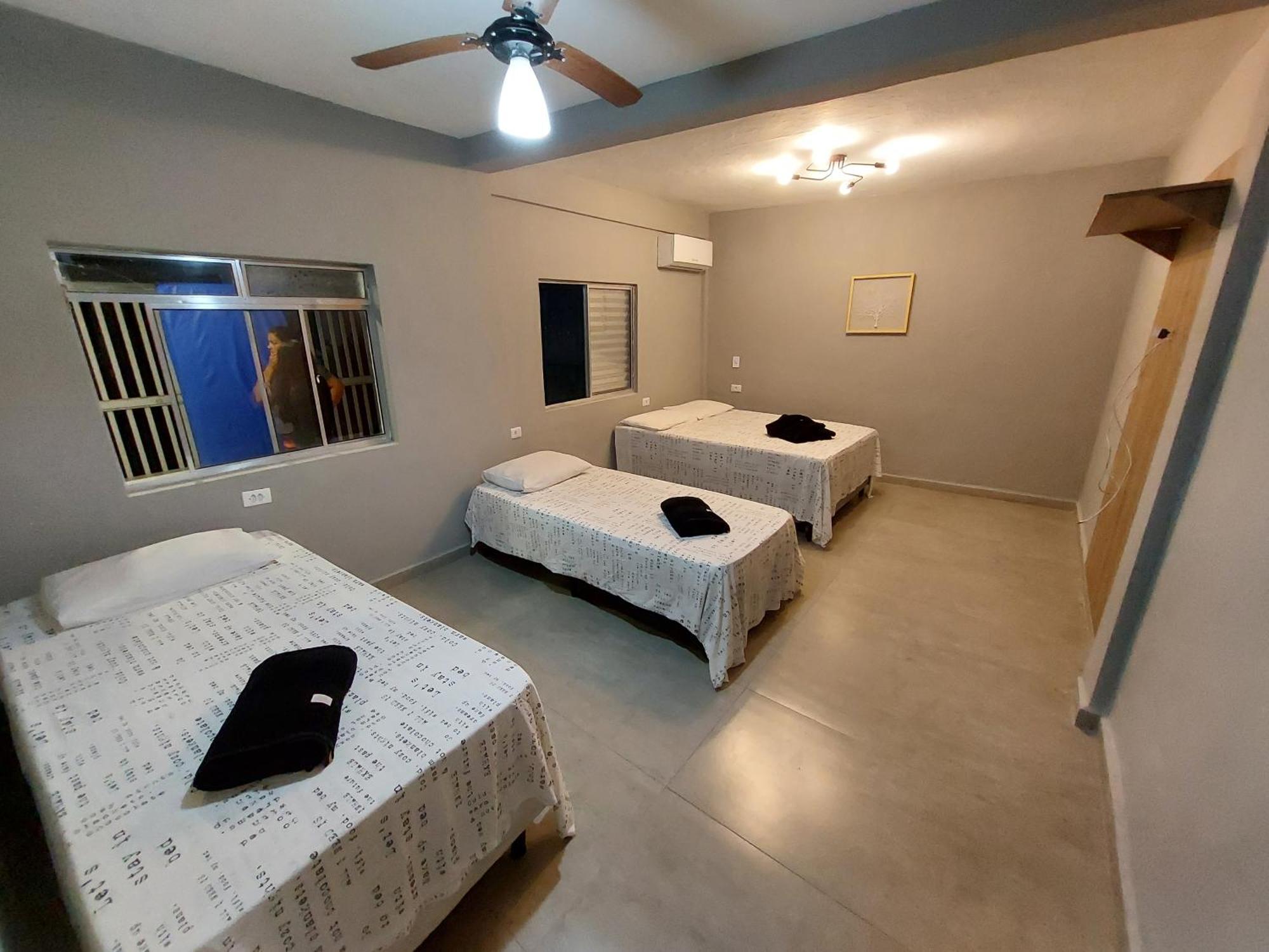 Pousada Praia Cia, Piscina, Centro, Estacionamento, Wifi, Saida Ate As 16H Bertioga Pokoj fotografie